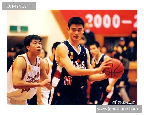 姚明带领全队奋勇争先荣获MVP称号展现团队精神与个人魅力 姚明带领全队奋勇争先荣获MVP称号展现团队精神与个人魅力