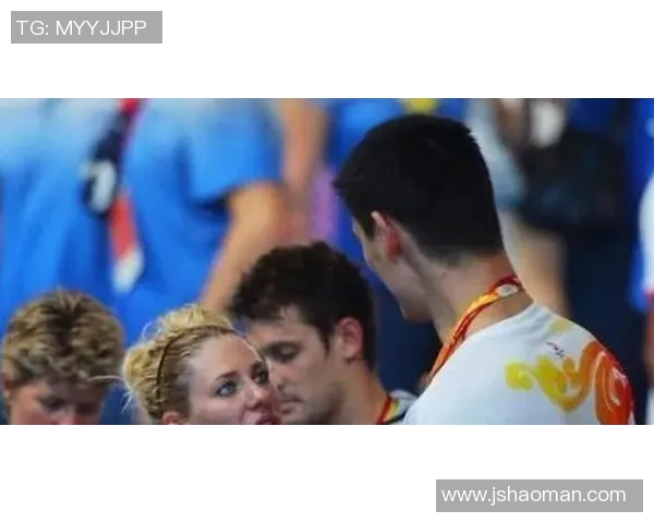 姚明真实生活中的精彩瞬间与个人魅力展现 姚明真实生活中的精彩瞬间与个人魅力展现